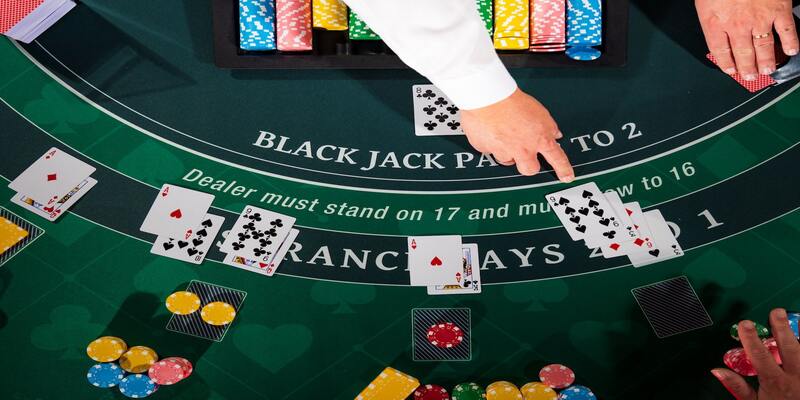 Những lưu ý khi dằn dơ trong blackjack